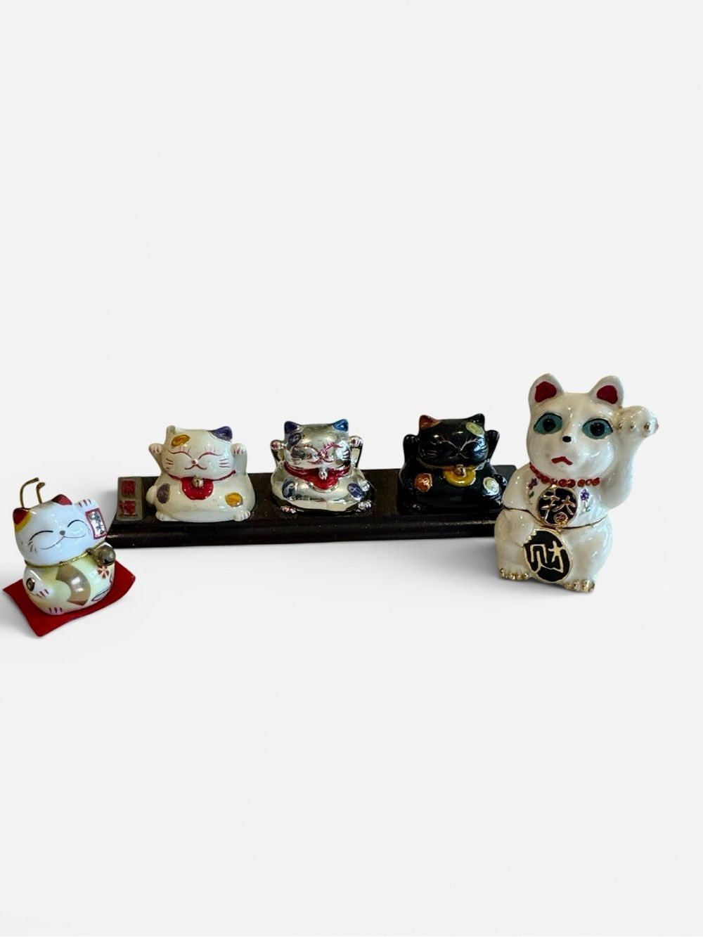 Set of Decorative Maneki Neko Lucky Cat Figurines - Collectible